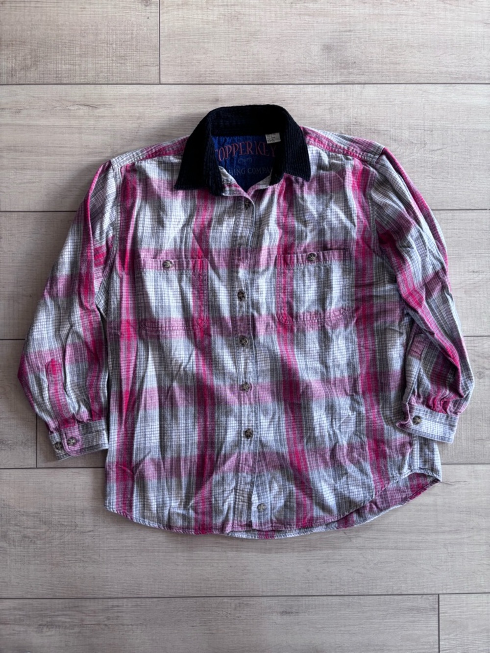 Copper Key Pink and Gray Plaid Shirt with Black Collar Size L